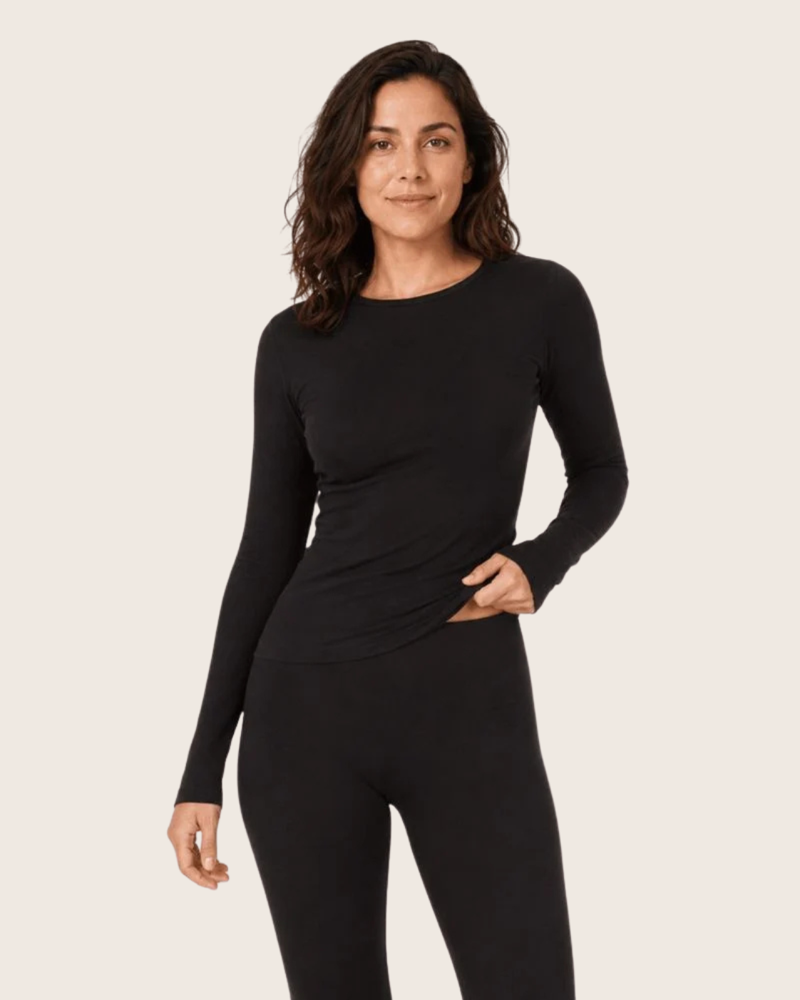 Manga Larga Bambú Negro - Lucía Talle M - cuerpo completo